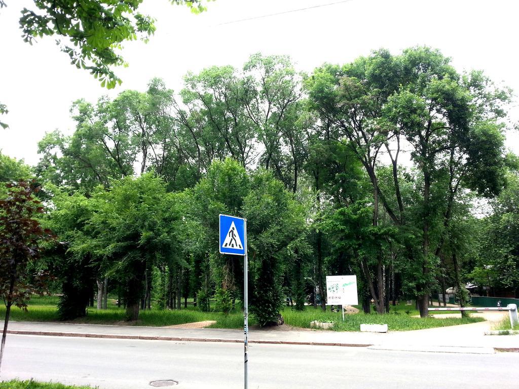 Standard Apartment On Umanskaya Κίεβο Εξωτερικό φωτογραφία
